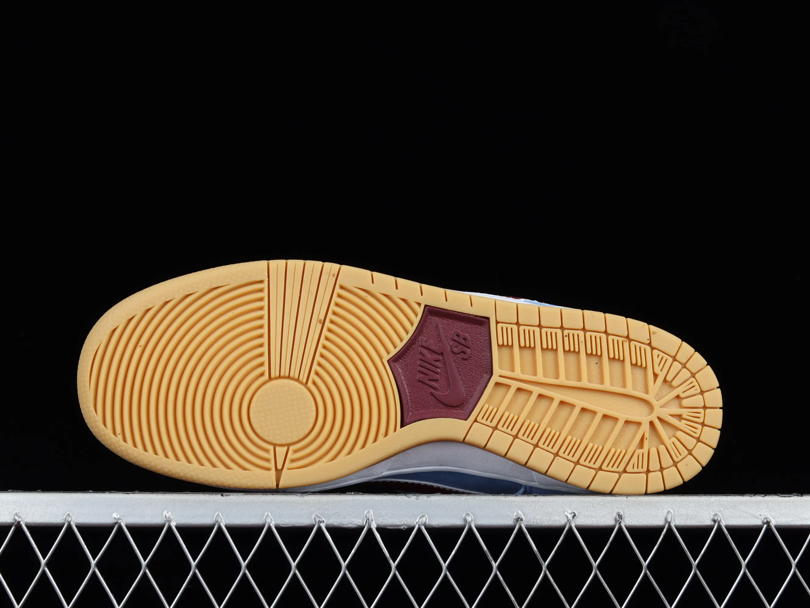 All categories Nk SB Dunk series Nk SB Dunk Low low-top sneakers Nk SB Dunk Low "Phillies" Bubblegum series SB low-top sports and leisure sneakers DQ4040-400